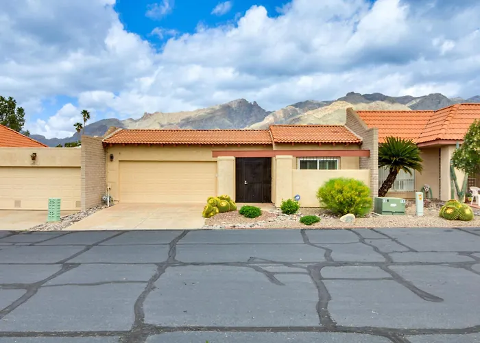 Holiday home Townhome W/ Mountain View, Pool Access!